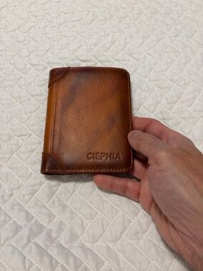 Ciephia Men’s Leather Card & Key Wallet - Tan